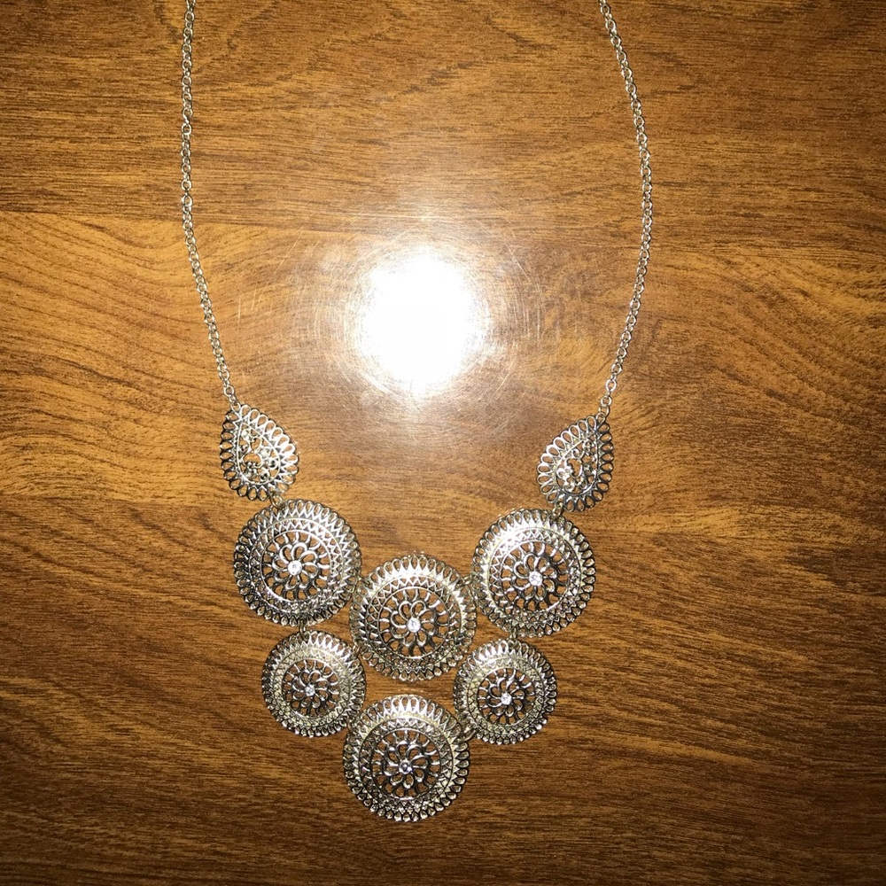 Necklace - Picture 2 of 3